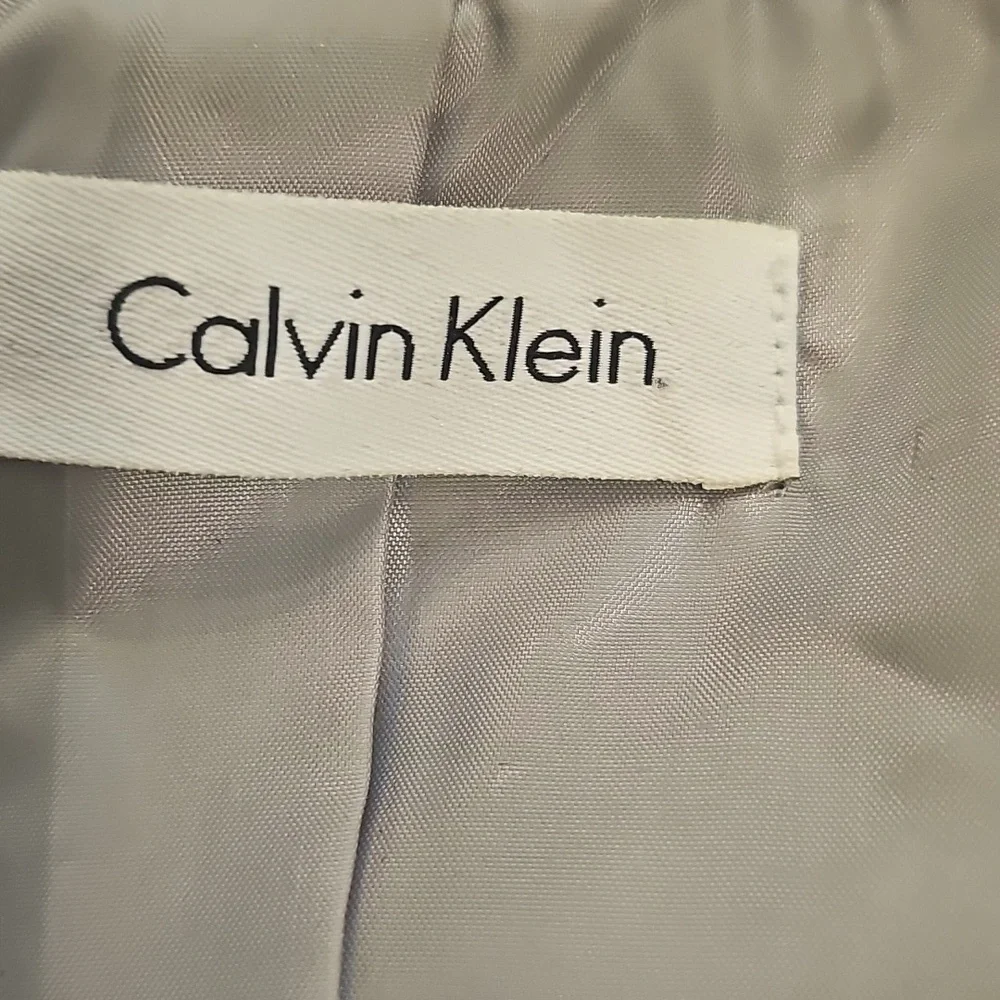 Calvin Klein Claassic Dress, Cap Sleeve, Belted, Gray. Women's, Size 4P - Picture 6 of 13